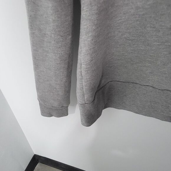 University of Cincinnati Women's Lightweight Champion Gray Sweatshirt - Picture 6 of 9